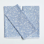 Load image into Gallery viewer, Blue Daisy Napkin
