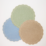 Load image into Gallery viewer, Scalloped Trim Placemats
