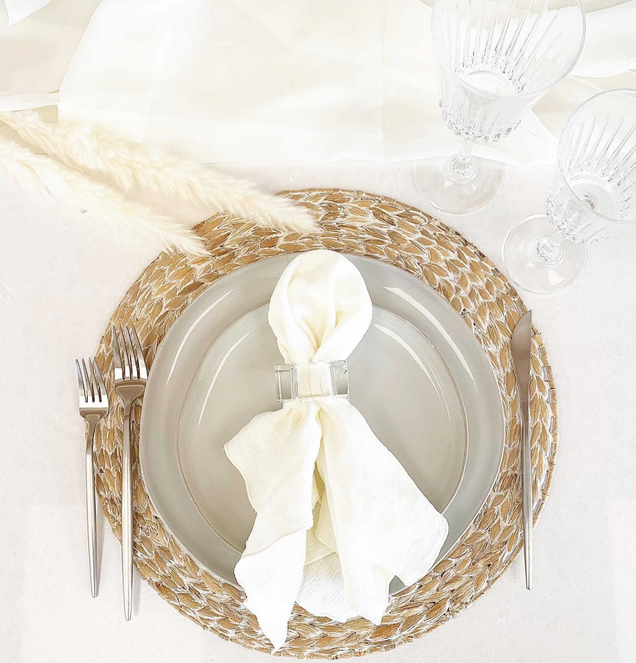 Hyacinth Placemat, White Washed