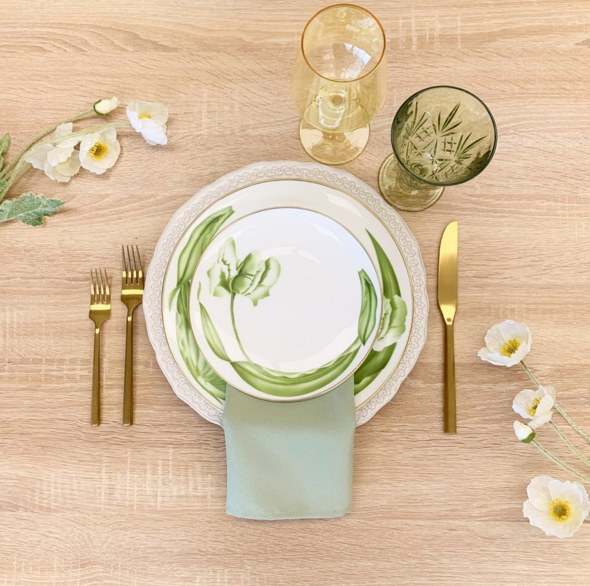 Green Tulip Dinnerware